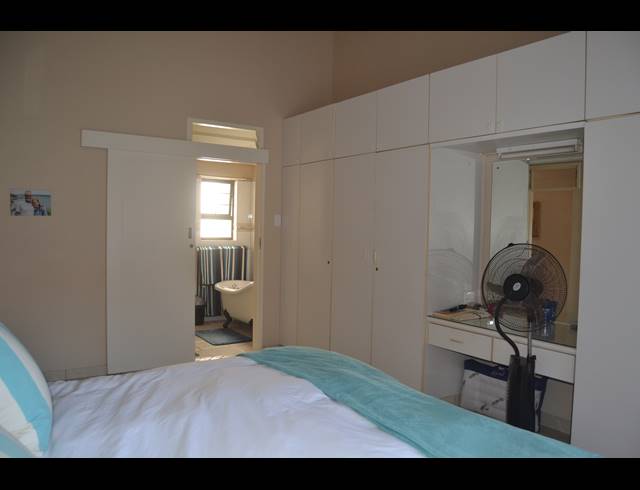 3 BEDROOM TOWNHOUSE FOR SALE IN SCOTTBURGH CENTRAL